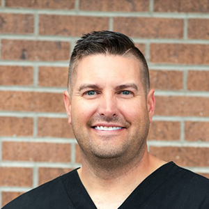 Dr. Justin Smutz